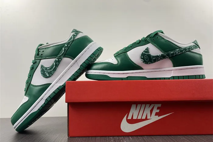 Nike Dunk Low Green Paisley DH4401-102
