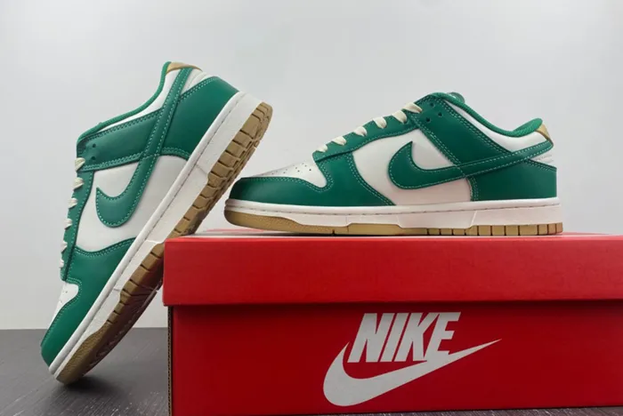 Nike Dunk Low Green and Gold FB7173-131