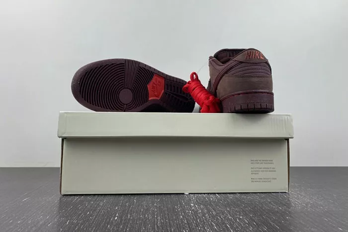 Nike Dunk SB N0619-600