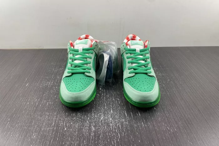 Concepts x Nike SB Dunk Low BV1310-303