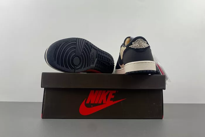 Travis Scott x Air Jordan 1  DM7866-201
