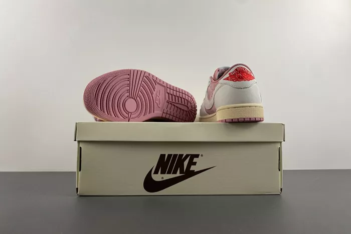 Travis Scott x Air Jordan 1 Low OG DM7866-600